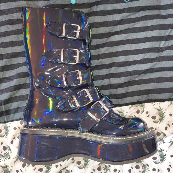 Demonia Black Heart Buckle Boots Iridescent Black ( Emily Size 8 Women's) - Picture 9 of 10